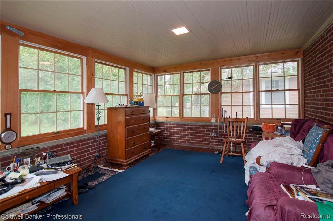 1180 South Renaud Road Grosse Pointe, MI 48236 - Photo 8 of 29 8.jpg