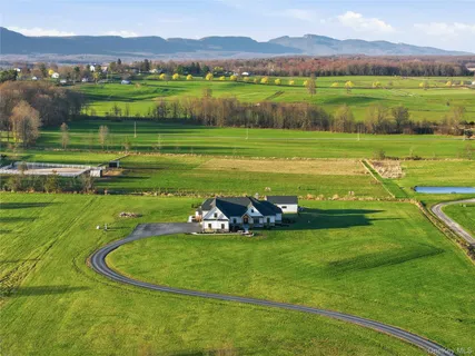 $3,000,000 | 400 Bruyn Turnpike, Wallkill, NY 12589