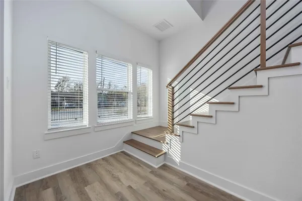 $2,100 | 4533 Larkspur Street, Unit B, Houston, TX 77051