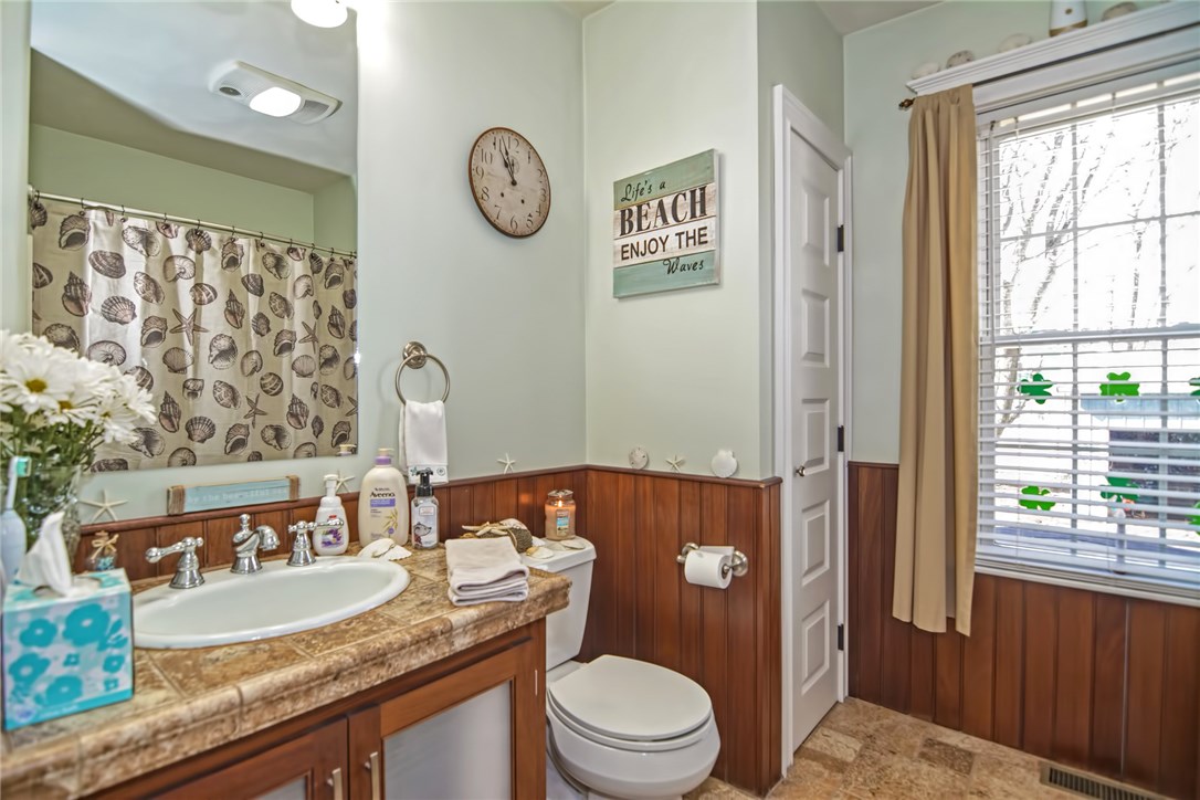 30 Richelieu Street Woonsocket, RI 02895 - Photo 18 of 35 First Floor Full Bathroom
