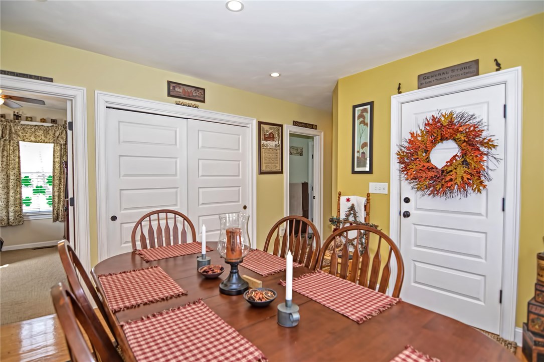 30 Richelieu Street Woonsocket, RI 02895 - Photo 5 of 35 First Floor apartment Dining Room