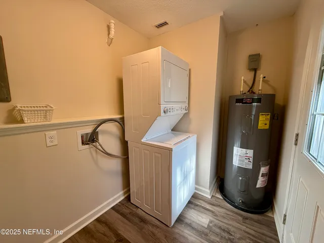 $2,199 | 2516 Horseshoe Bend Road, Middleburg, FL 32068