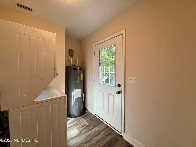 $2,199 | 2516 Horseshoe Bend Road, Middleburg, FL 32068