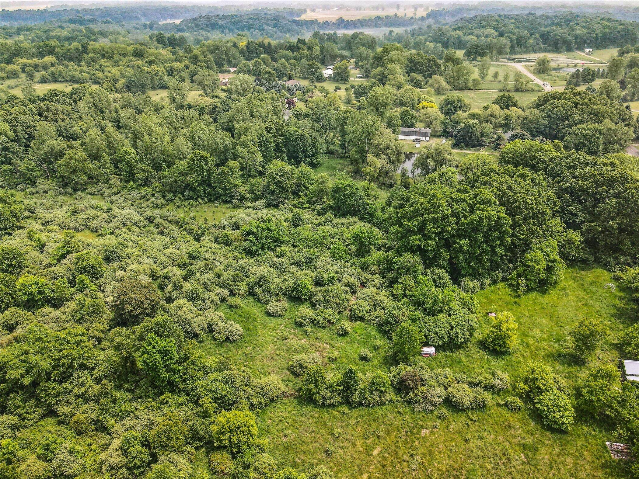 9426 Kennedy Road, Unit 72AC Jackson, MI 49201 - Photo 15 of 18 13-9424-Kennedy-Rd-Munith-MI-49259-Windo