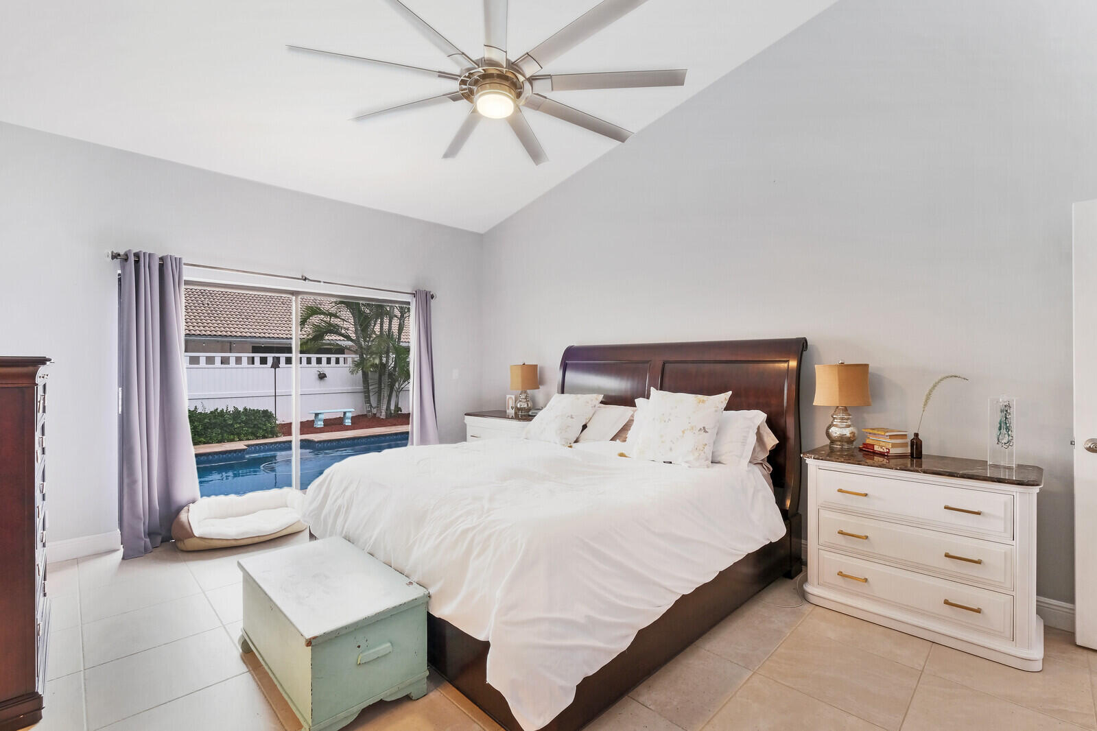 261 North Country Club Boulevard Boca Raton, FL 33487 - Photo 17 of 46 15_Image_15_mls