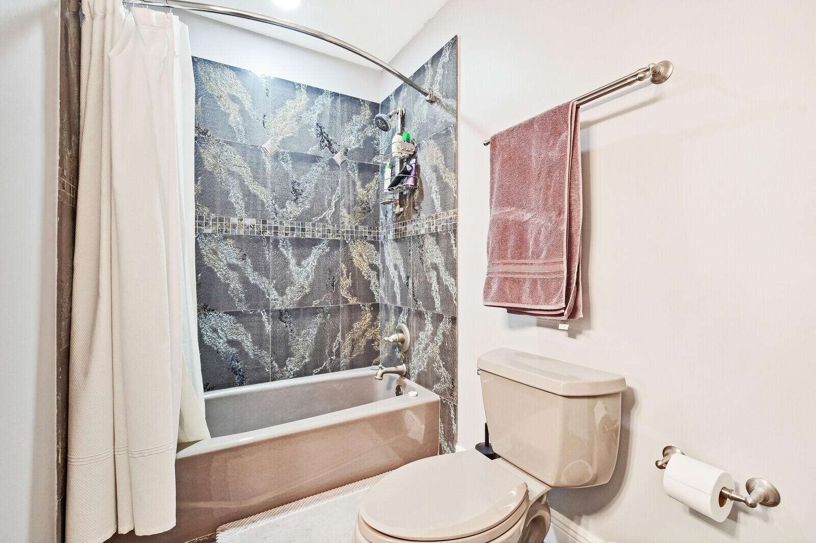 261 North Country Club Boulevard Boca Raton, FL 33487 - Photo 29 of 46 27_Image_27_mls