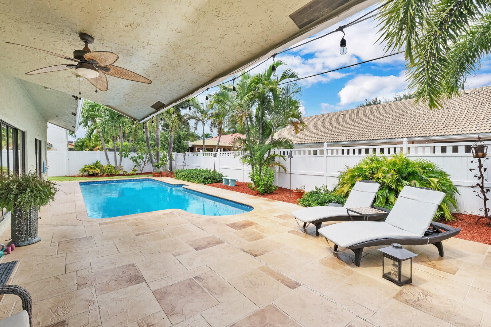 261 North Country Club Boulevard Boca Raton, FL 33487 - Photo 30 of 46 28_Image_28_mls