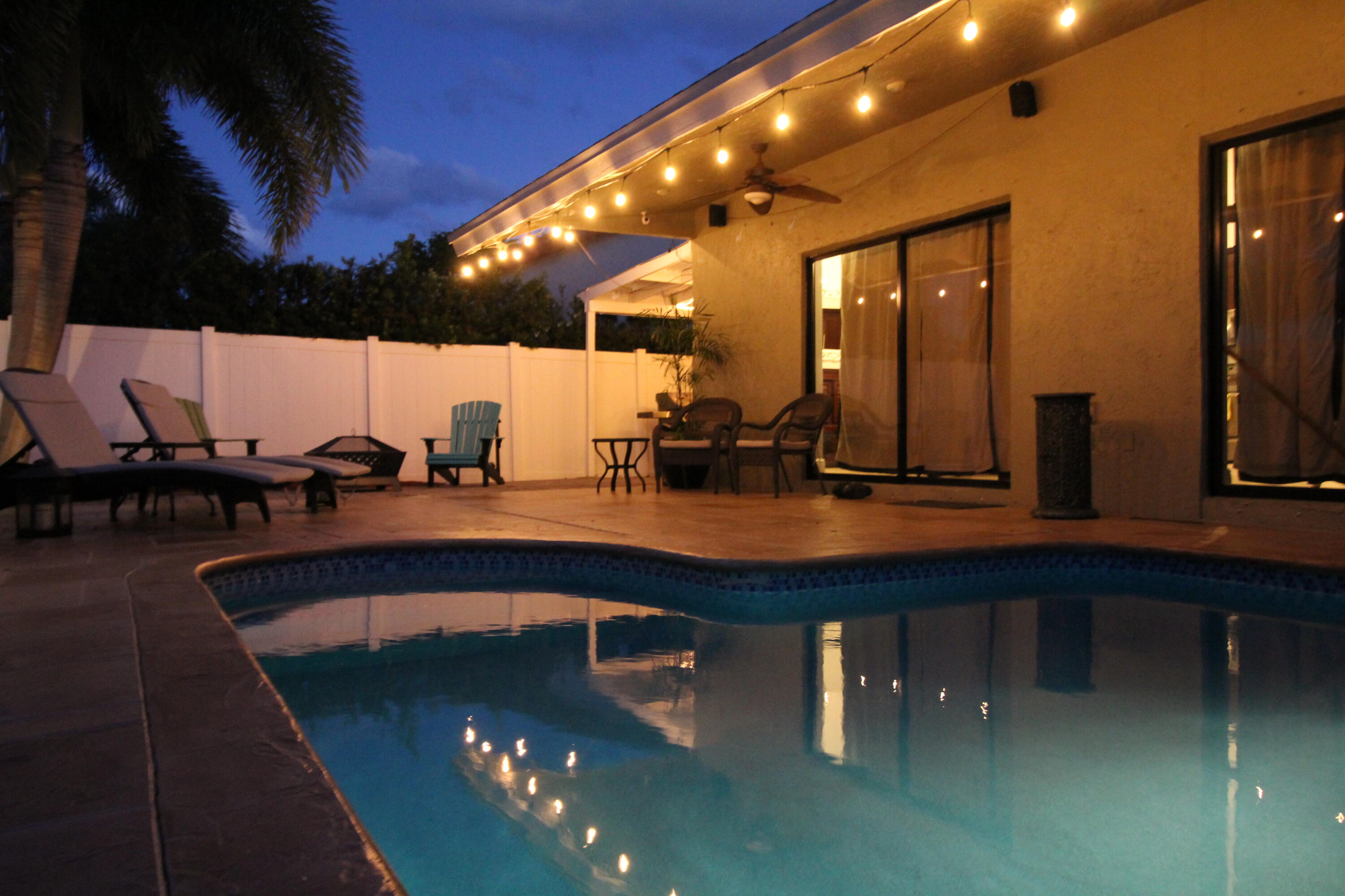 261 North Country Club Boulevard Boca Raton, FL 33487 - Photo 45 of 46 IMG_2965