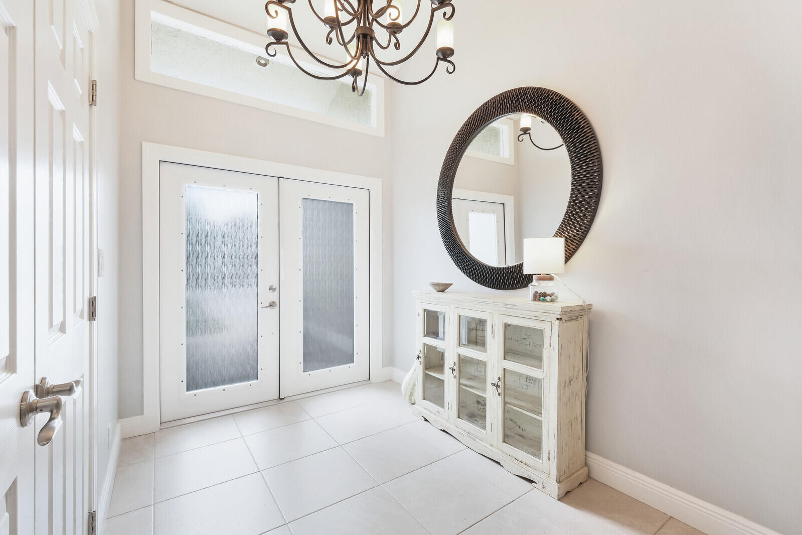 261 North Country Club Boulevard Boca Raton, FL 33487 - Photo 10 of 46 08_Image_8_mls