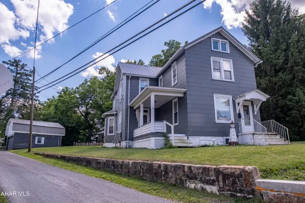 $175,000 | 20 West 3rd Street, Everett, PA 15537