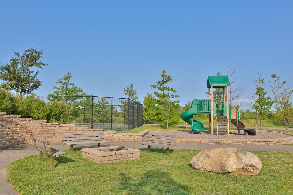 488-lot 16) Summit Ridge Hudson, WI 54016 - Photo 8 of 10 Gallery Image 8