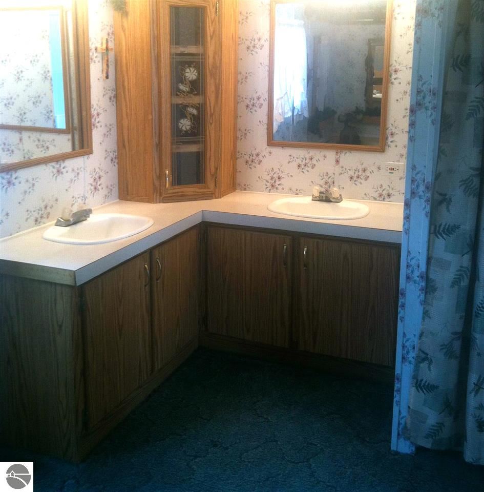 2384 Hammer Road West Kingsley, MI 49649 - Photo 8 of 15 1783382-7.JPG