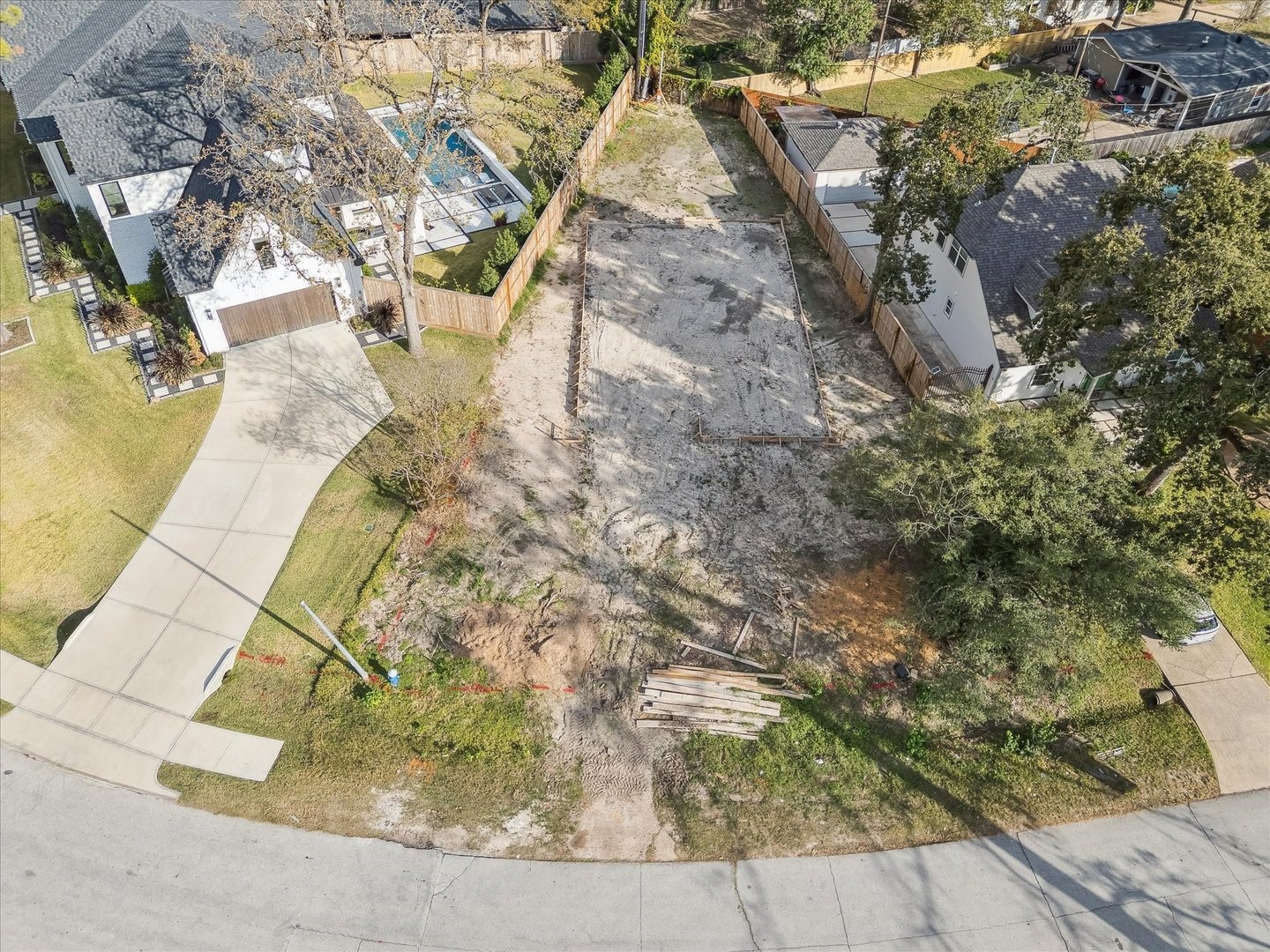 4314 Apollo Street Houston, TX 77018 - Photo 9 of 11 a view of yard