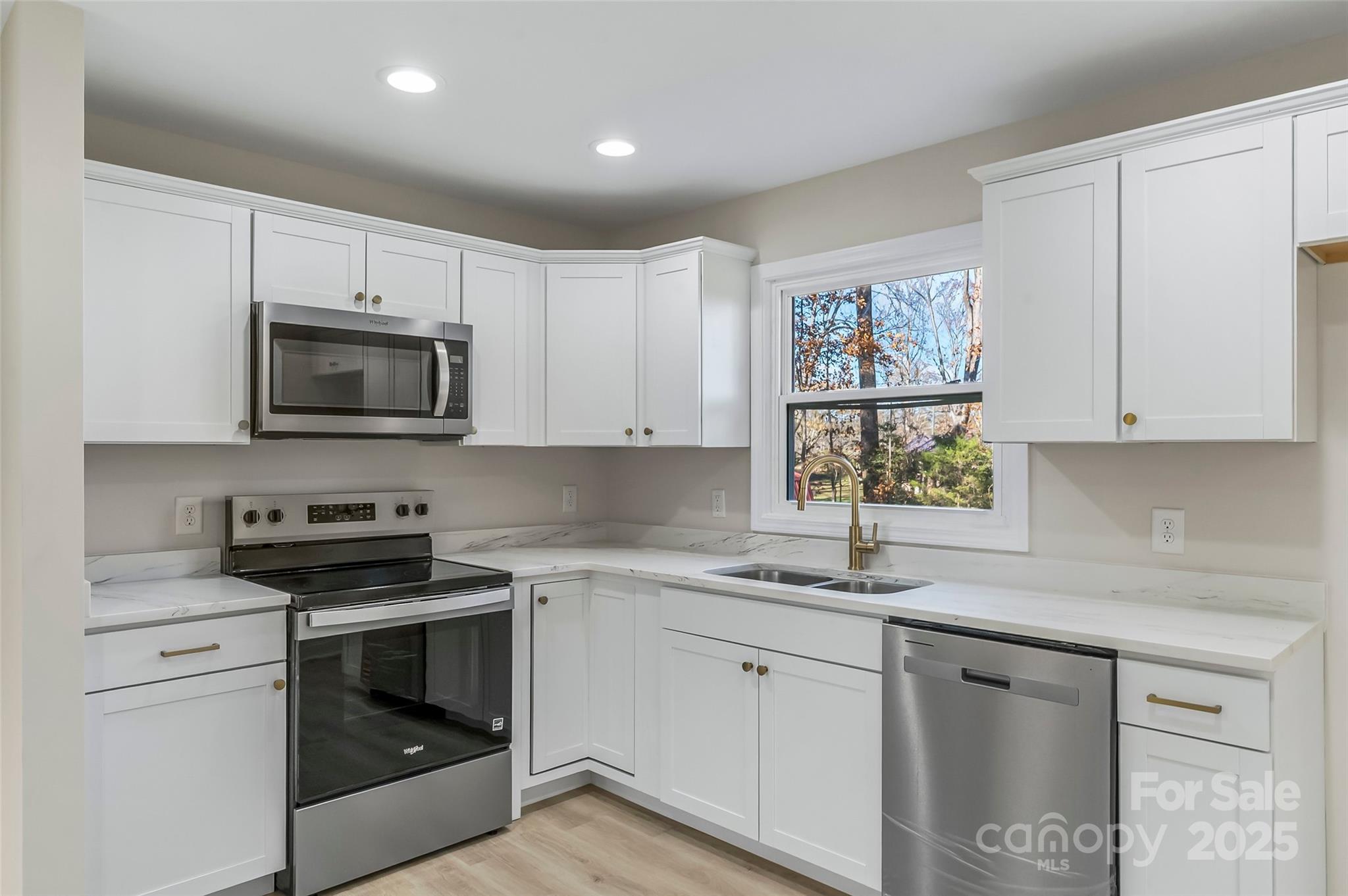 104 Redbud Drive Morganton, NC 28655 - Photo 7 of 40