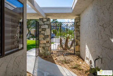 $1,498,000 | 2324 Camino Vida, Palm Springs, CA 92264