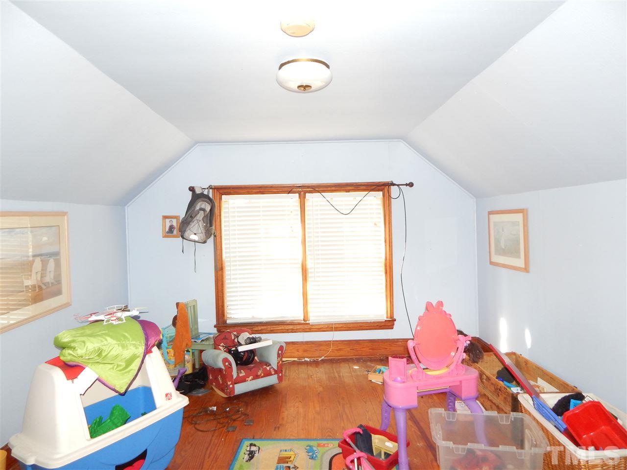 1112 Lynch Road Selma, NC 27576 - Photo 13 of 18 Gallery Image 13