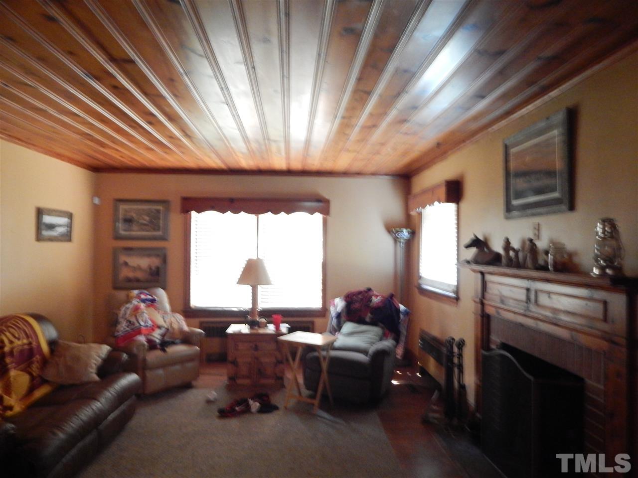 1112 Lynch Road Selma, NC 27576 - Photo 7 of 18 Gallery Image 7