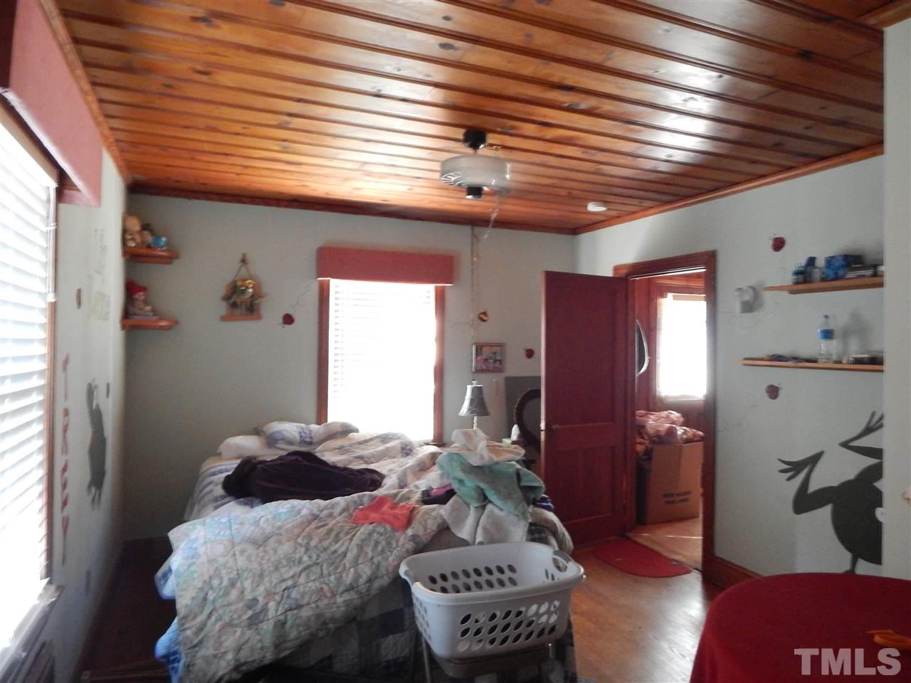 1112 Lynch Road Selma, NC 27576 - Photo 10 of 18 Gallery Image 10