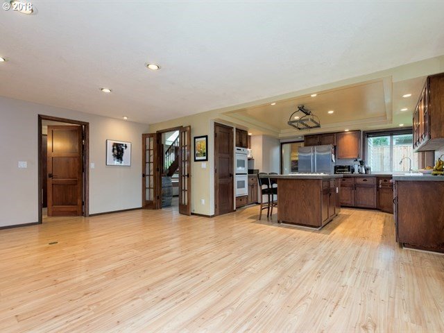 17275 Southwest Rivendell Drive Portland, OR 97224 - Photo 13 of 32 Gallery Image 13