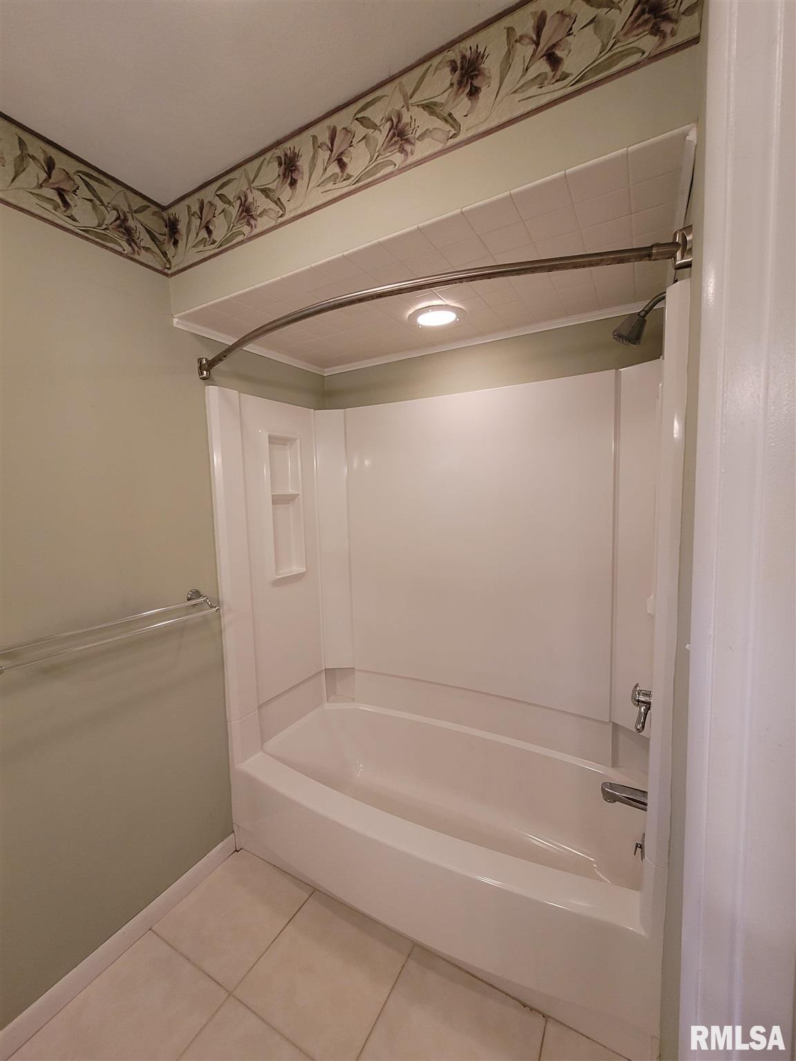 4 Timber Hill Lane Springfield, IL 62704 - Photo 30 of 42 Gallery Image 30