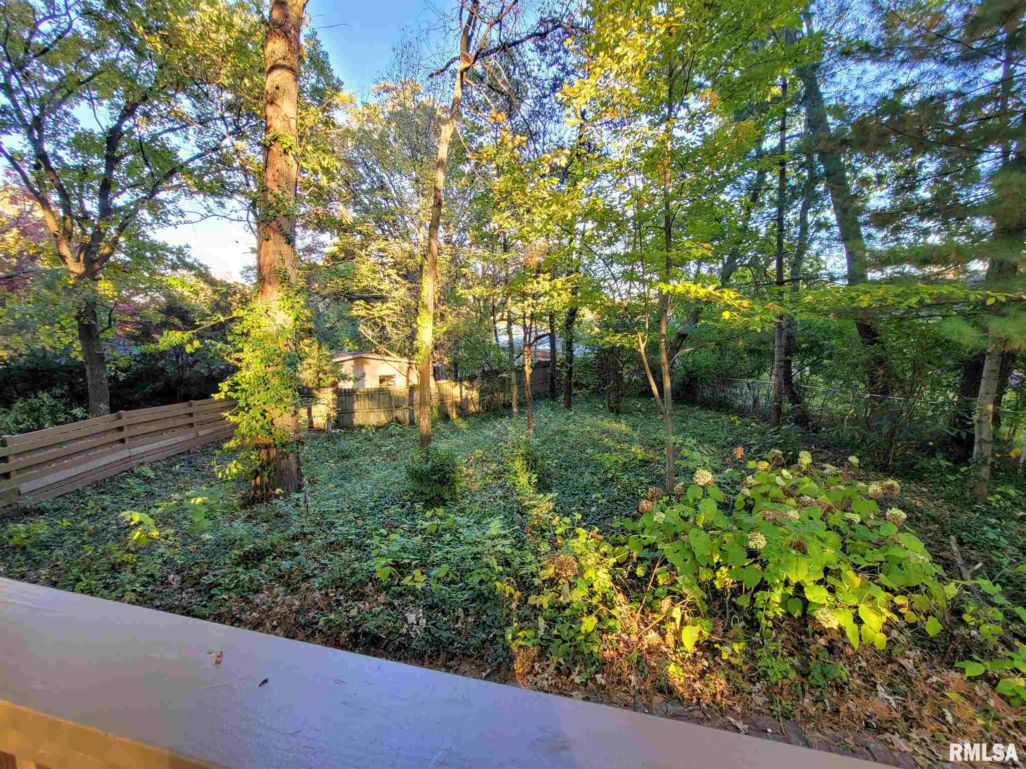 4 Timber Hill Lane Springfield, IL 62704 - Photo 38 of 42 Gallery Image 38
