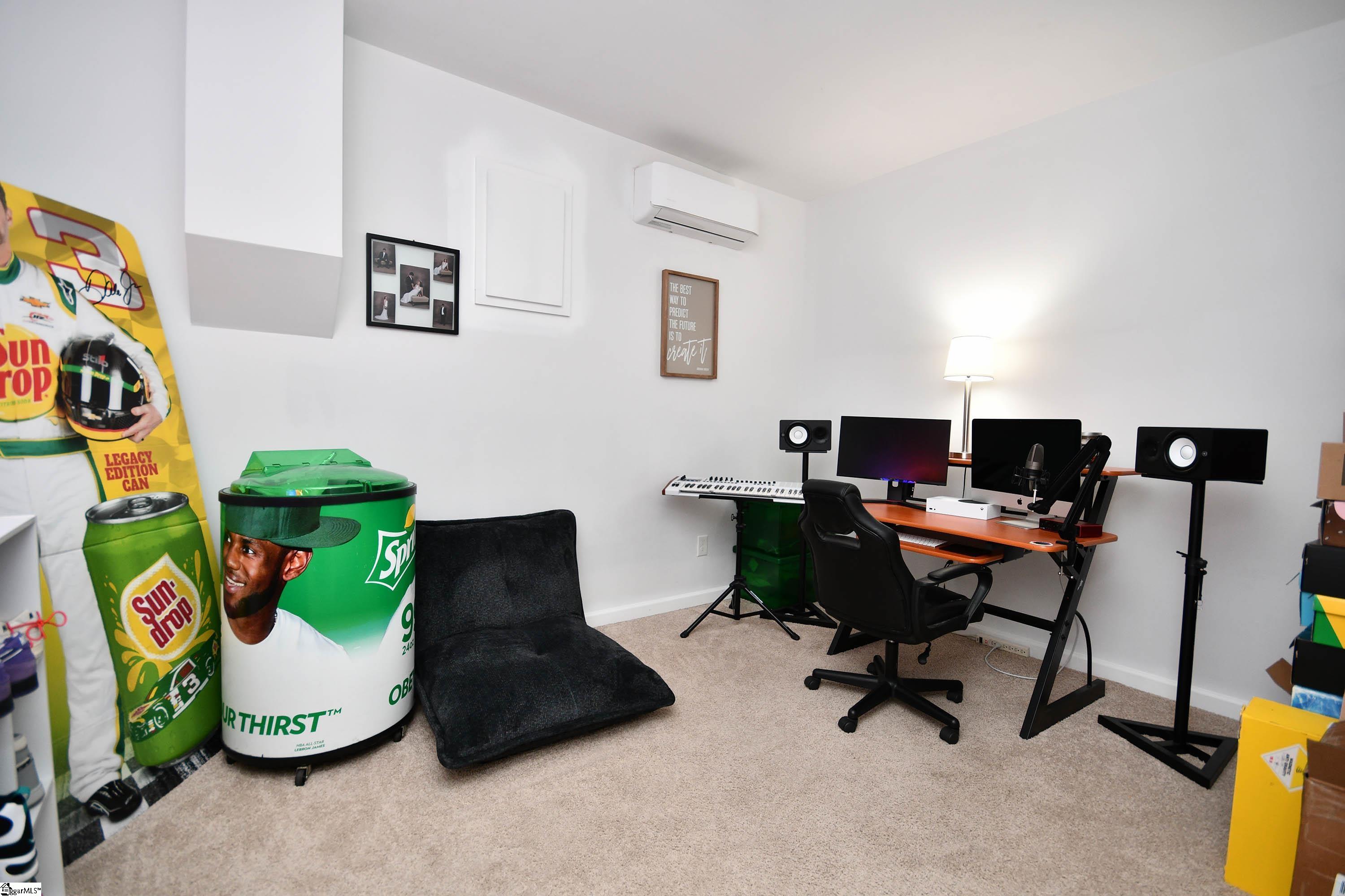 421 Wildflower Road Easley, SC 29642 - Photo 40 of 50