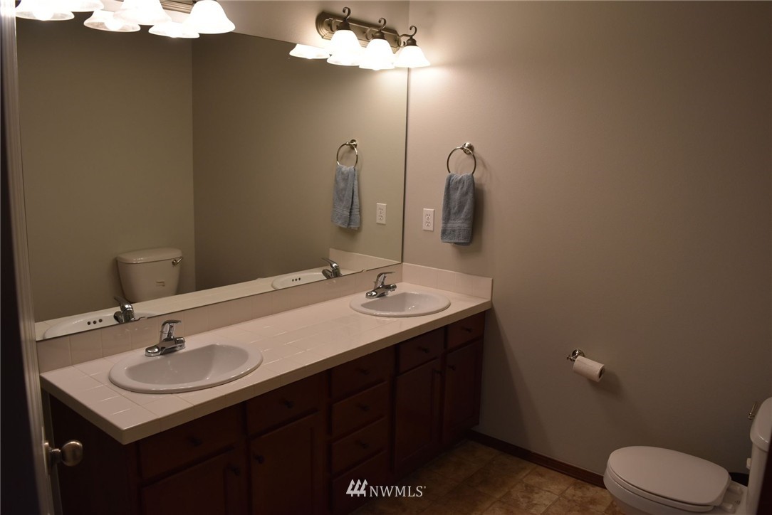 21602 11th Drive Southeast Bothell, WA 98021 - Photo 22 of 25