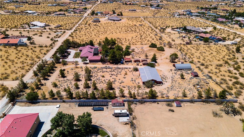 16728 Shirwaun Road Apple Valley, CA 92307 - Photo 9 of 72