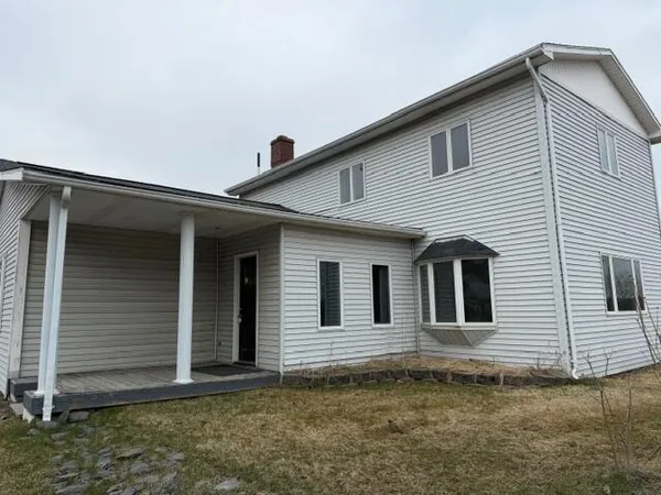 $76,000 | 586 Main Street, Madawaska, ME 04756