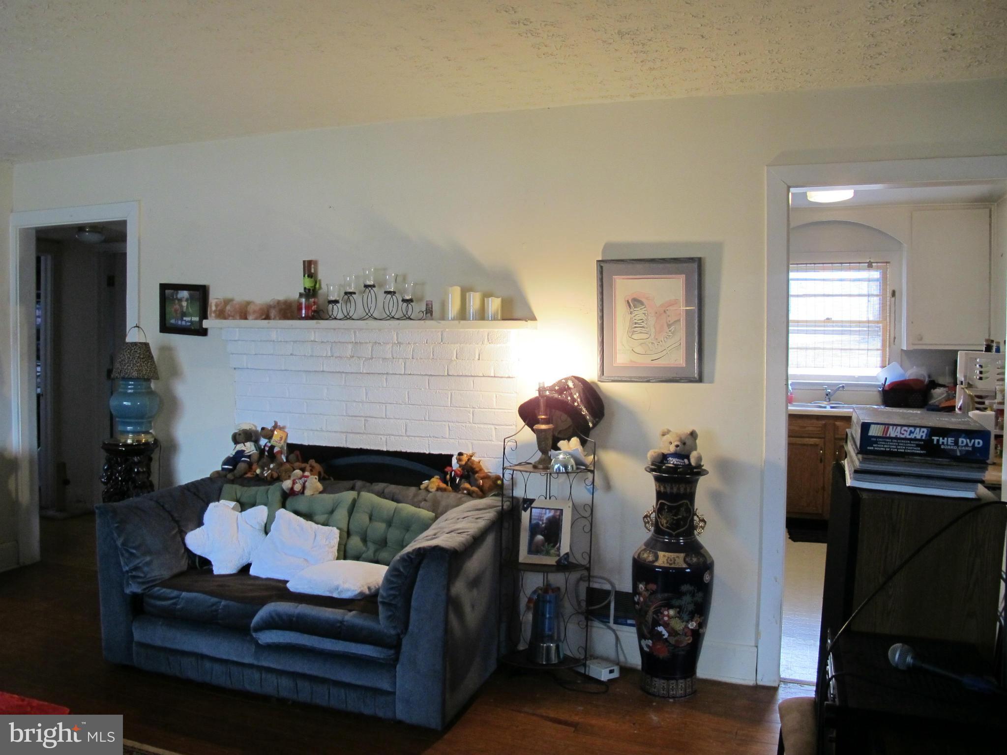585 Waterloo Road Warrenton, VA 20186 - Photo 10 of 12 Interior (General)
