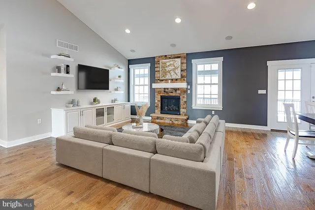 $749,900 | 264 Pepper Ridge Drive, Spring Mills, PA 16875