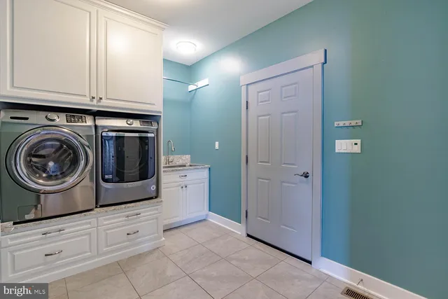 $749,900 | 264 Pepper Ridge Drive, Spring Mills, PA 16875