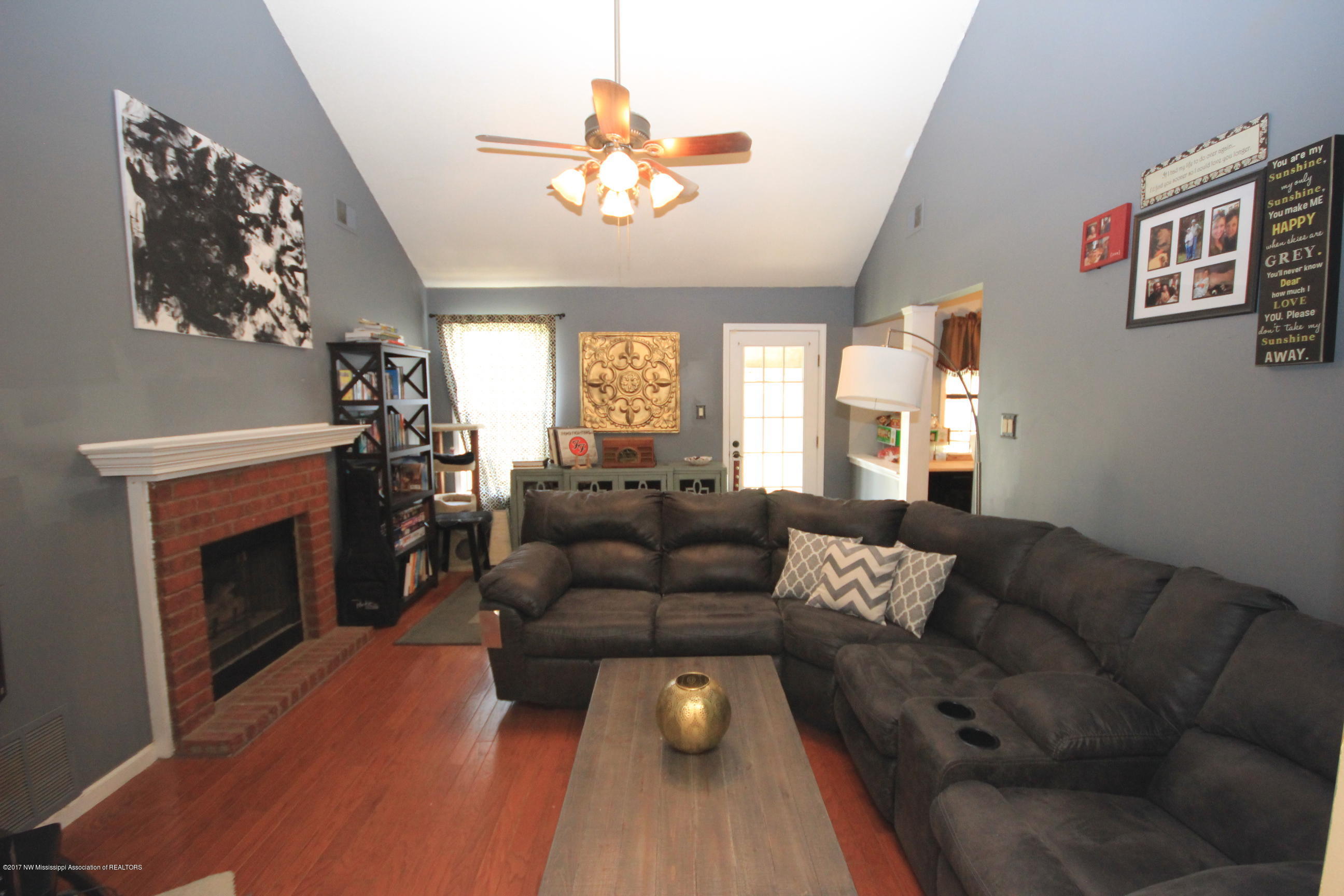 6901 River Birch Road Walls, MS 38680 - Photo 3 of 12 IMG_6648