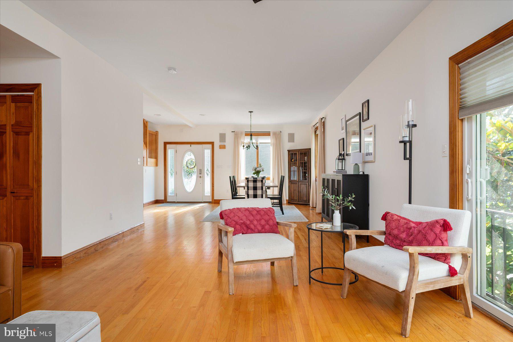 2710 Parkview Drive Riva, MD 21140 - Photo 16 of 60 a living room with furniture and wooden floor