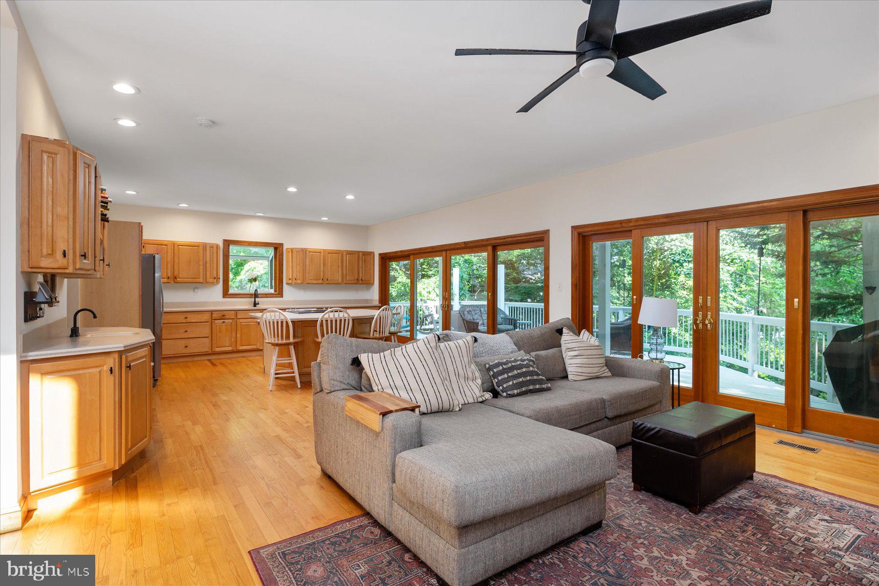 2710 Parkview Drive Riva, MD 21140 - Photo 20 of 60 a living room with furniture and a large window