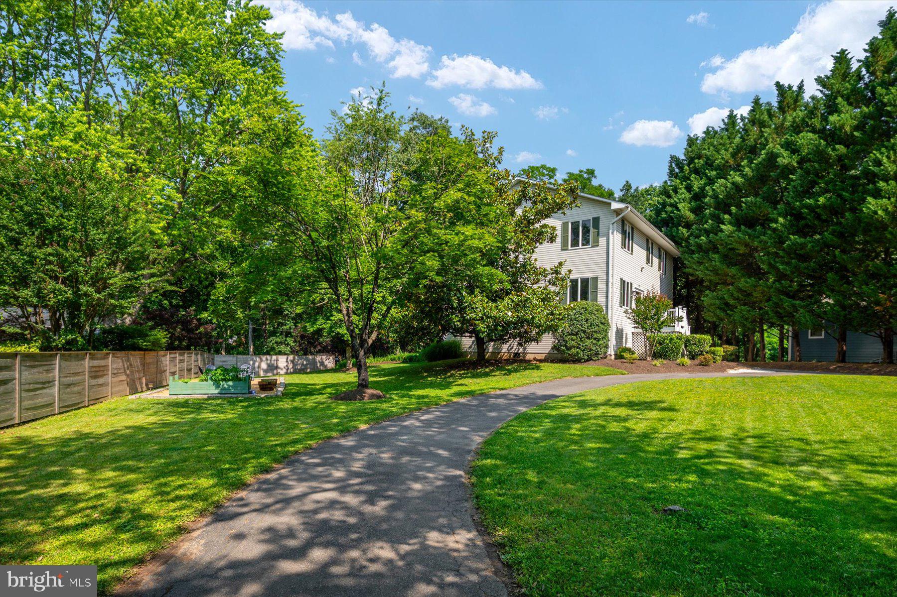 2710 Parkview Drive Riva, MD 21140 - Photo 4 of 60 a front view of a house with garden