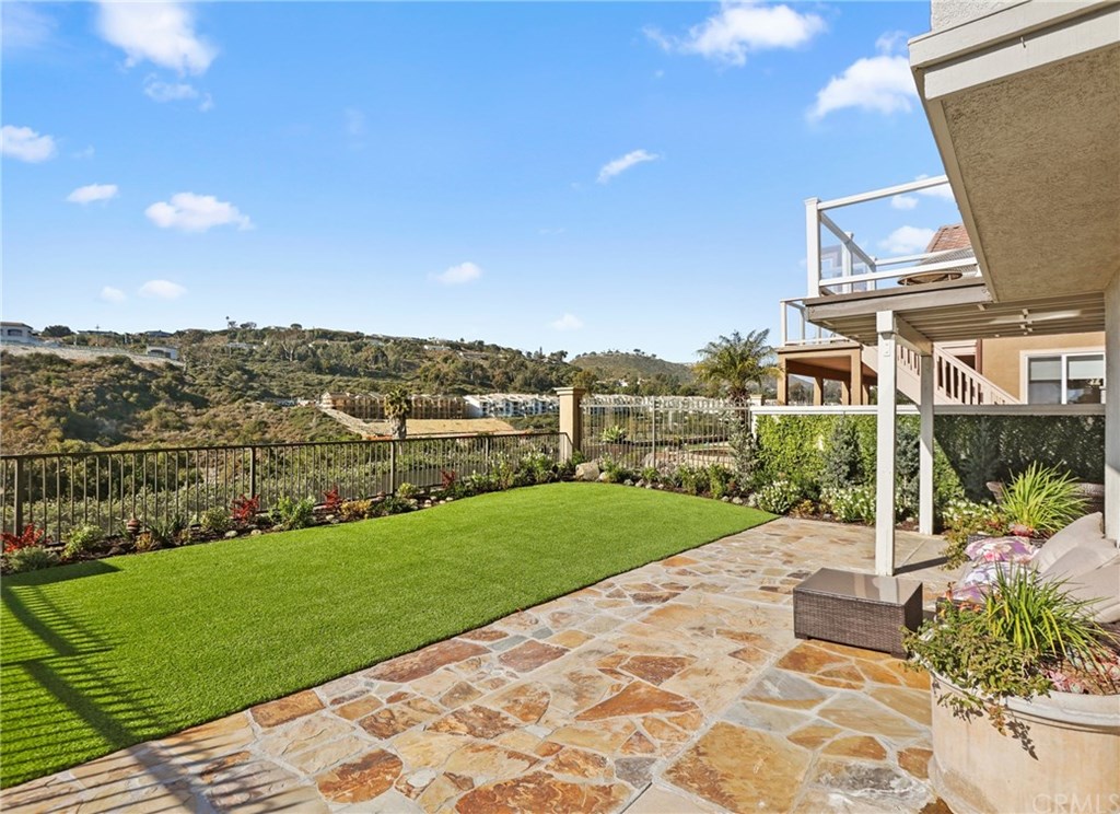 43 Cassis Dana Point, CA 92629 - Photo 19 of 29