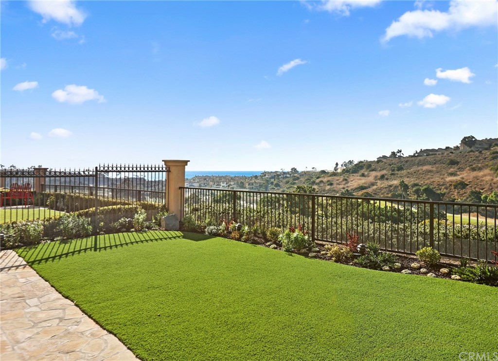 43 Cassis Dana Point, CA 92629 - Photo 20 of 29