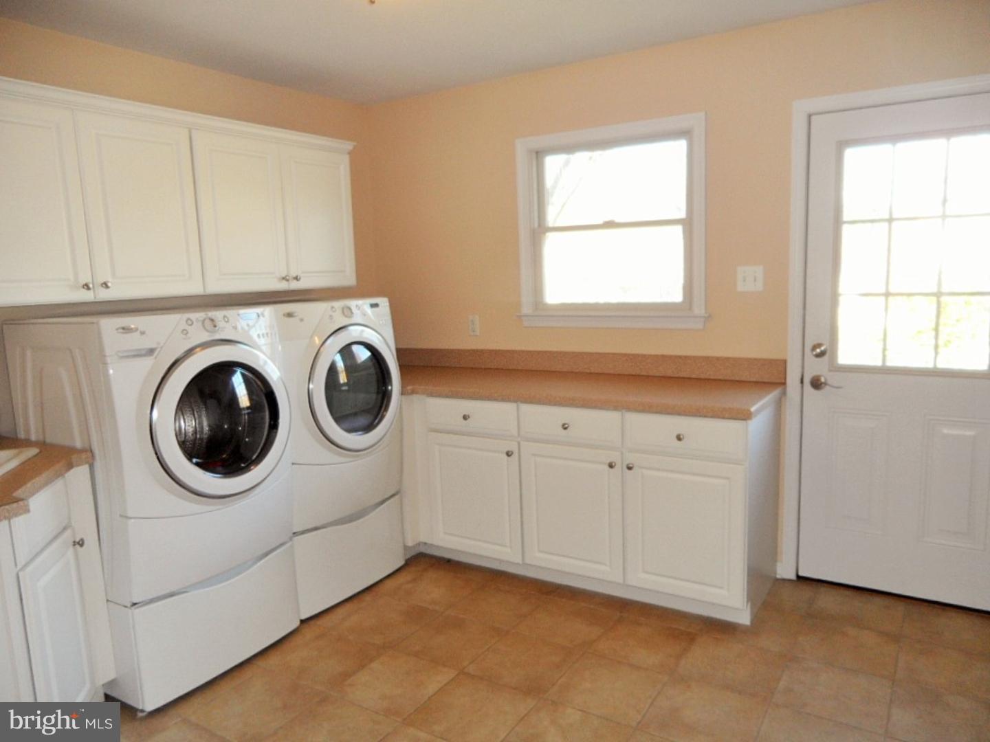 355 Newgate Road Langhorne, PA 19047 - Photo 14 of 25 Gallery Image 14