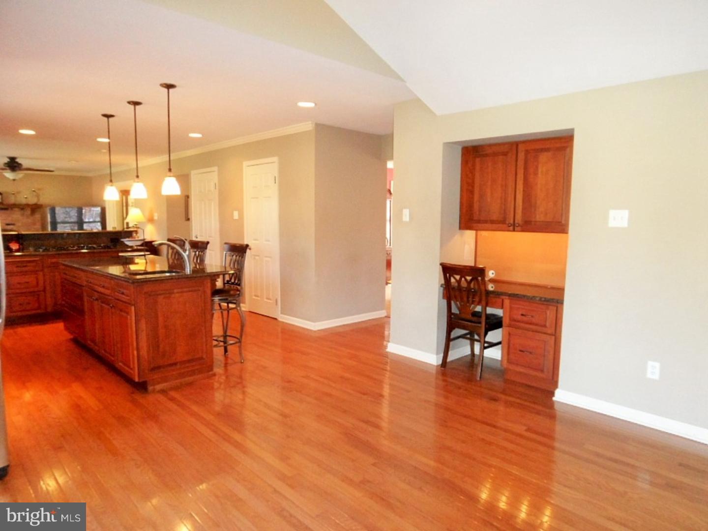 355 Newgate Road Langhorne, PA 19047 - Photo 6 of 25 Gallery Image 6