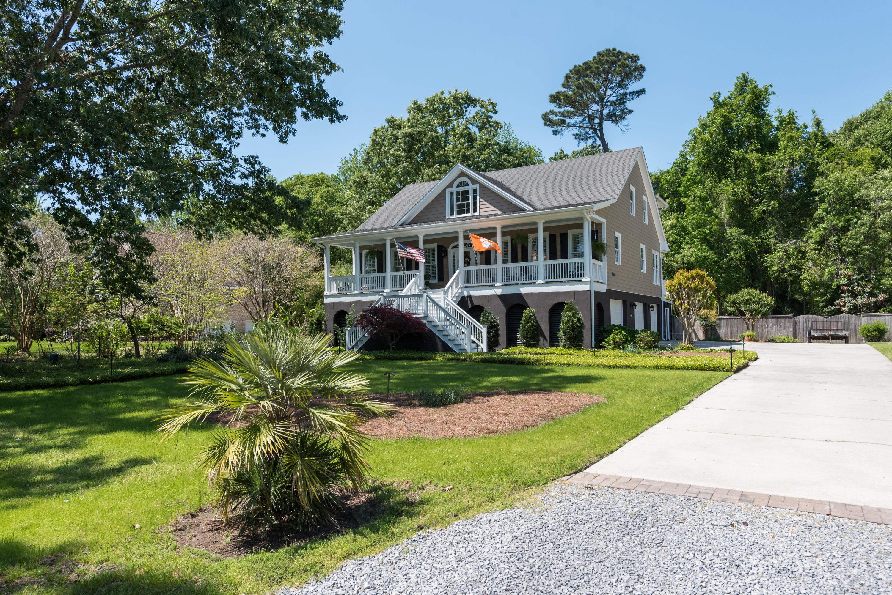 5707 Captain Kidd Road Hollywood, SC 29449 - Photo 1 of 54 LOTS of Space for Parking
