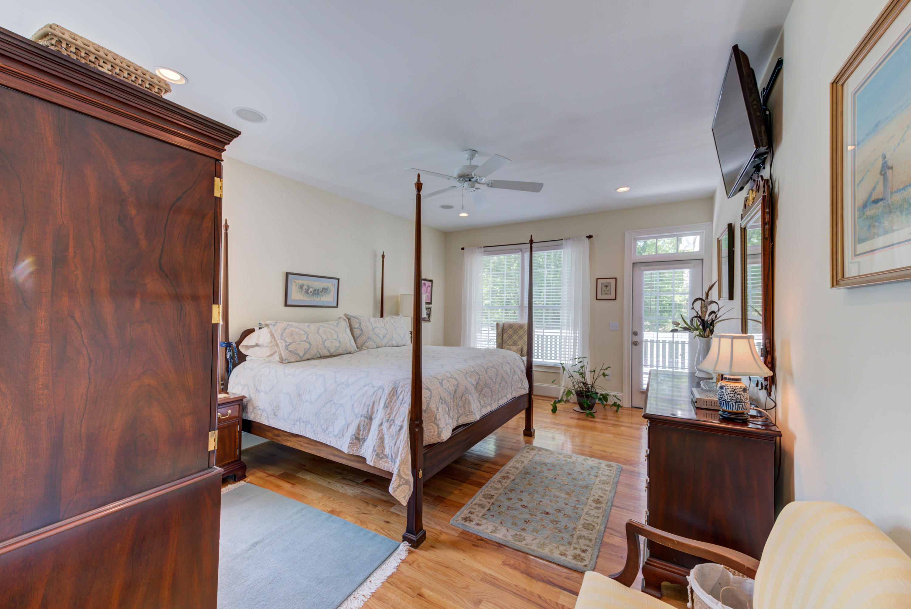 5707 Captain Kidd Road Hollywood, SC 29449 - Photo 19 of 54 Master off Living Area