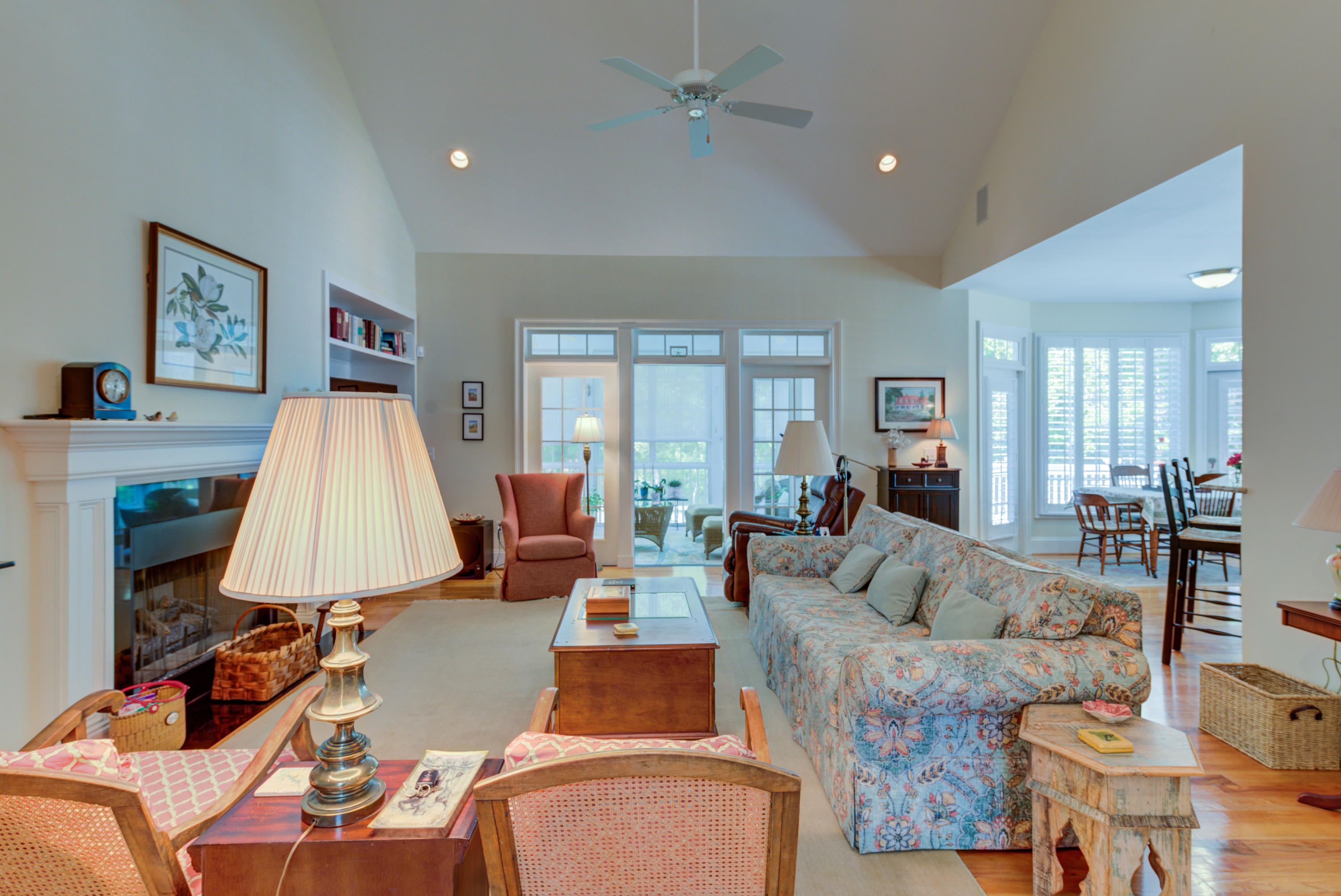 5707 Captain Kidd Road Hollywood, SC 29449 - Photo 8 of 54 Living Area