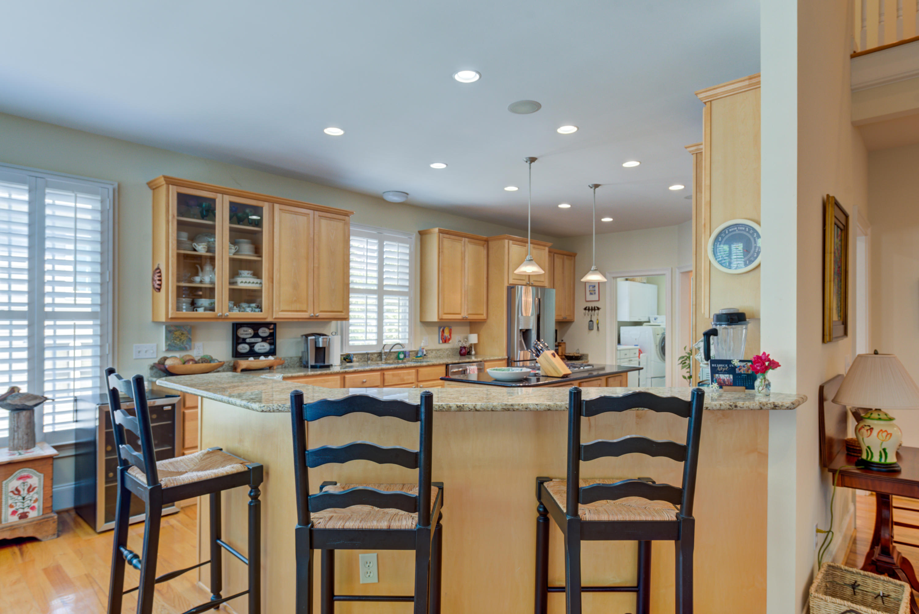 5707 Captain Kidd Road Hollywood, SC 29449 - Photo 10 of 54 Bar Stool Seating