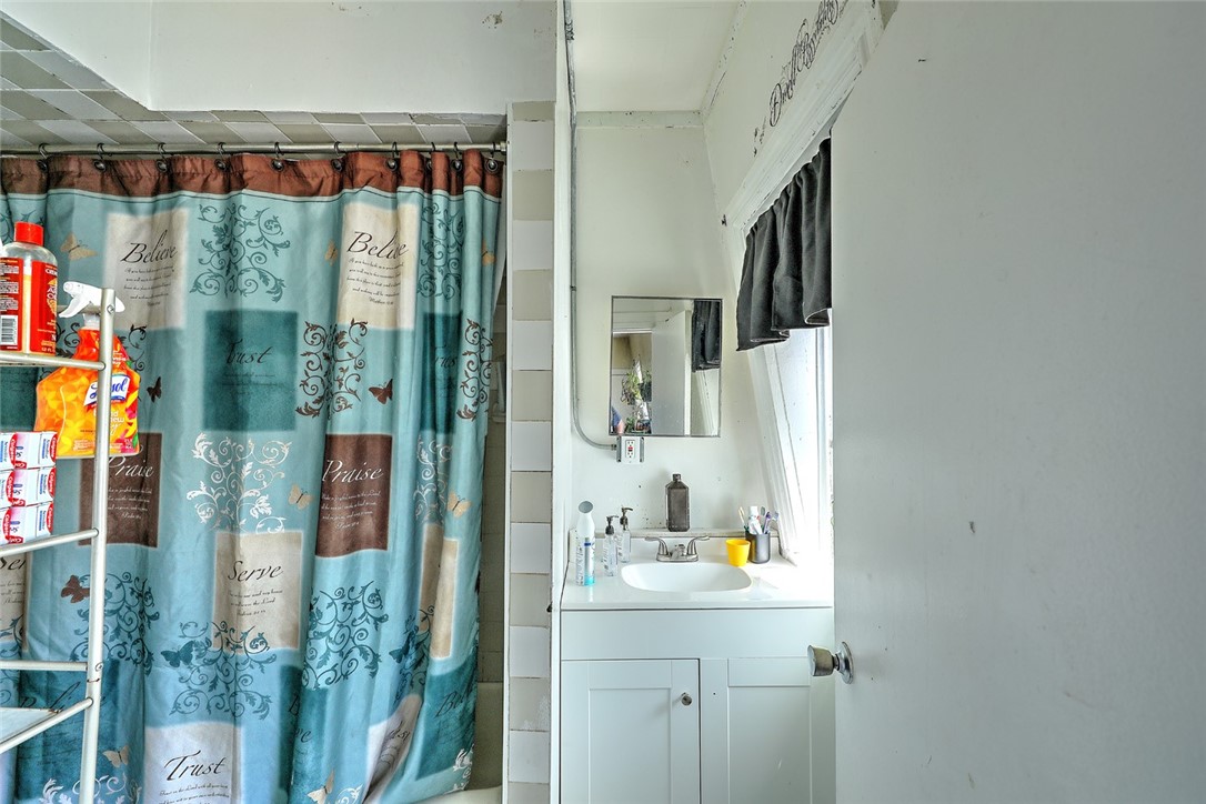 86 Florence Street Providence, RI 02909 - Photo 19 of 21