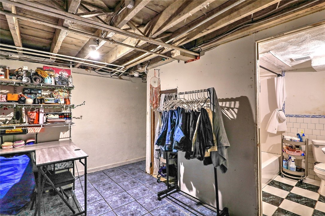 86 Florence Street Providence, RI 02909 - Photo 10 of 21