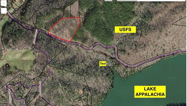 a view of a tennis court