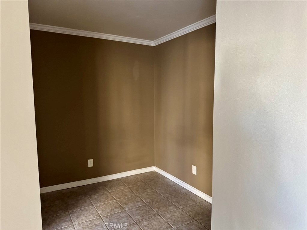 12476 Montecito Road, Unit 5 Seal Beach, CA 90740 - Photo 6 of 32