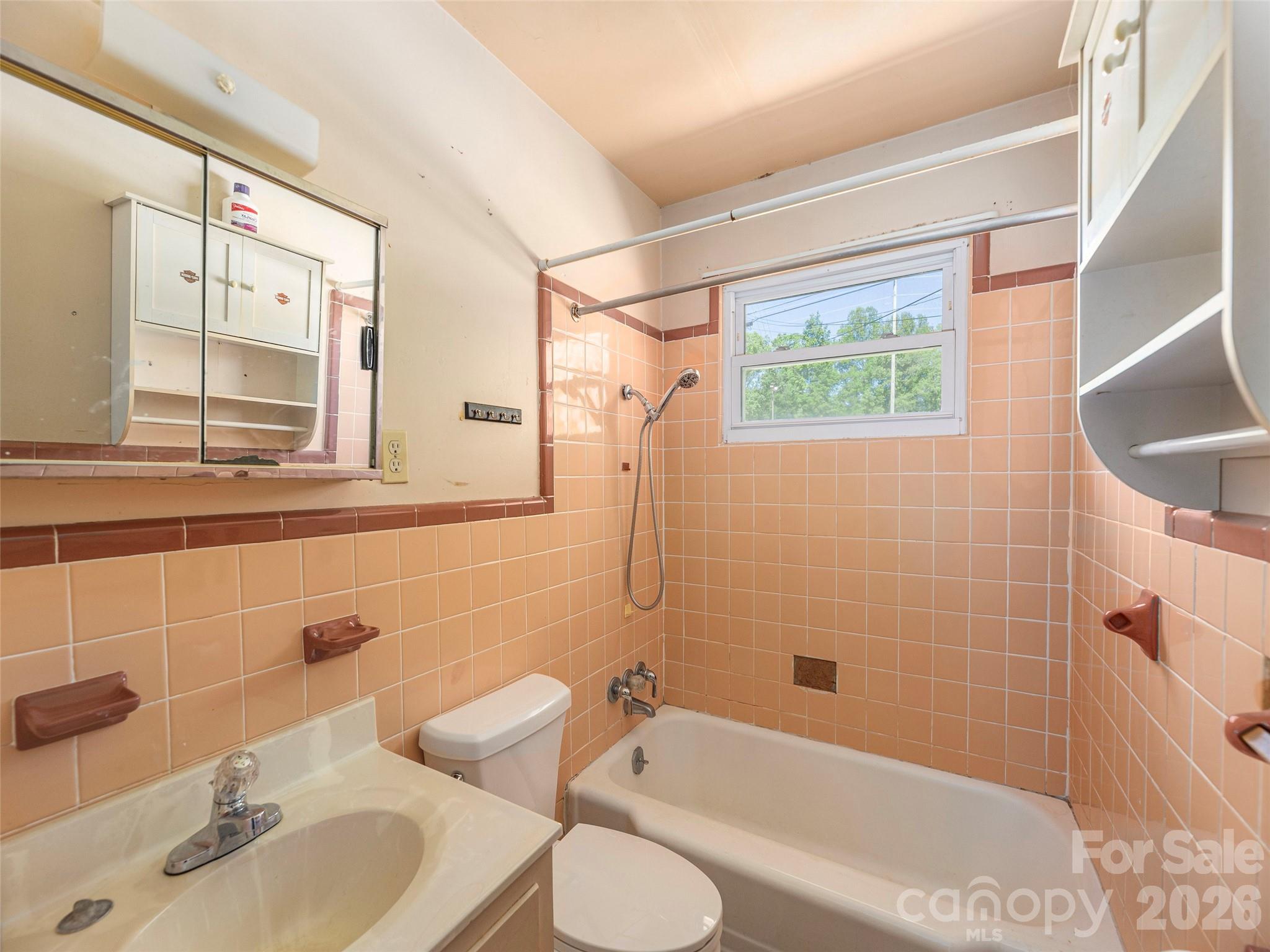 193 Old Howell Mill Road Waynesville, NC 28786 - Photo 8 of 23