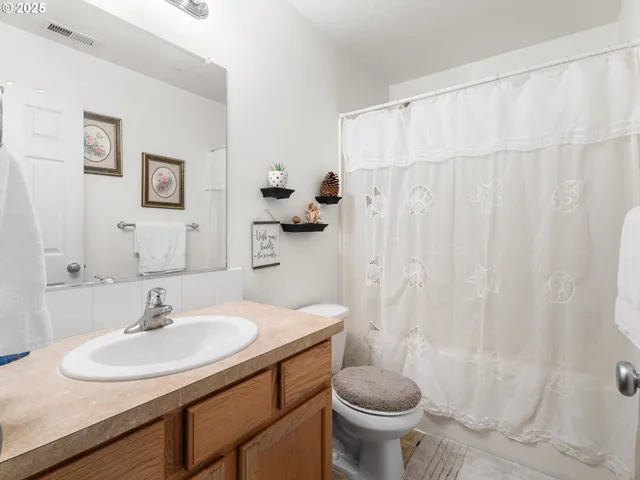 $549,900 | 1241 Dahlia Street, Woodburn, OR 97071